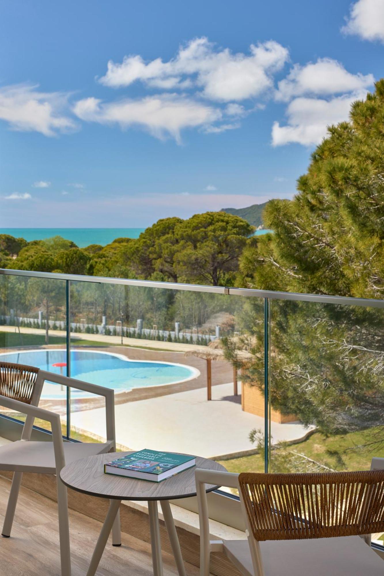 Hotel Melia Durres Albania à Plazhi San Pietro Extérieur photo